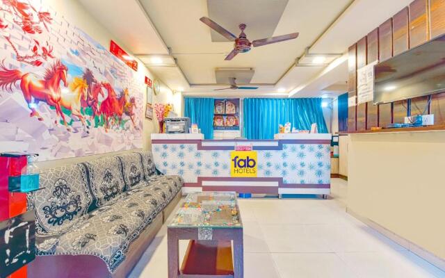Fabhotel Apollo