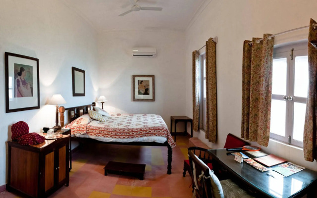 Neemrana's - Hill Fort - Kesroli