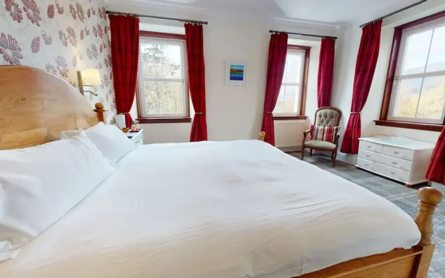 Rowan Tree Country Hotel