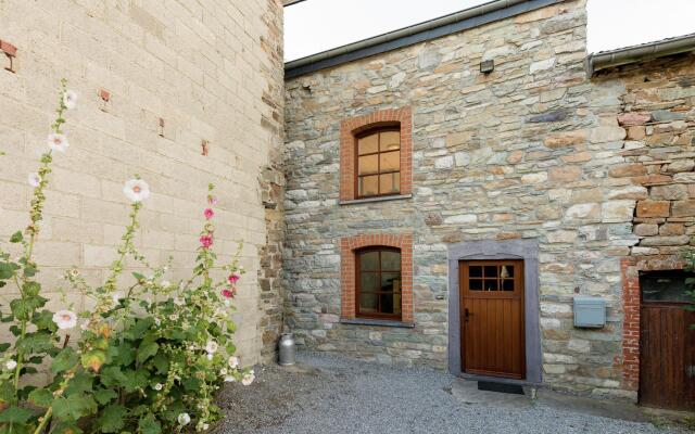 Renovated Farmhouse From 1832 With Beautiful View of Winter Sports Area