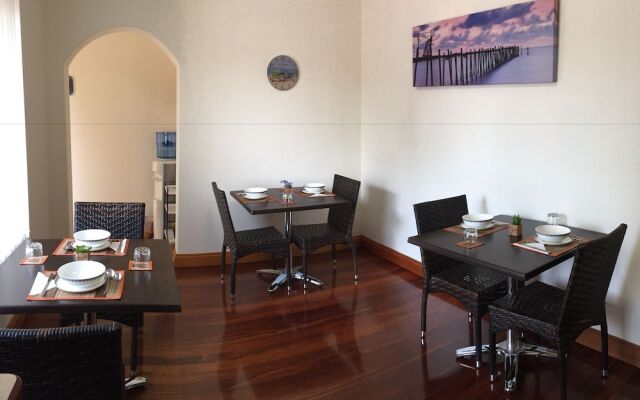 The Royal Dolphin B&B in Safety Bay