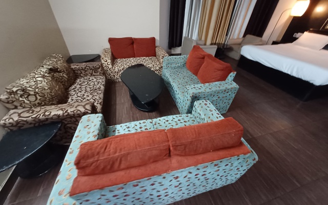 Hotel Maya International