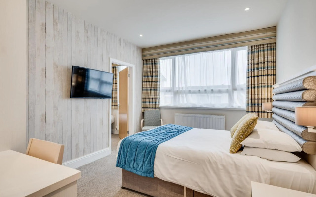 St Ives Hotel