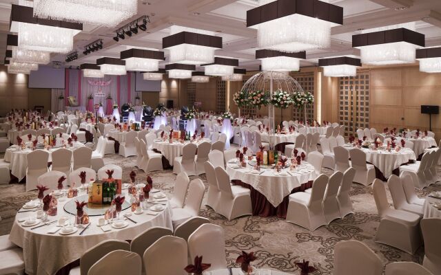 Grandskylight Hotel