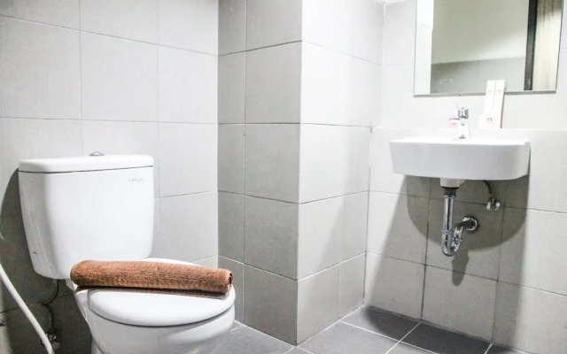Comfy Studio Room Bintaro Icon Apartment