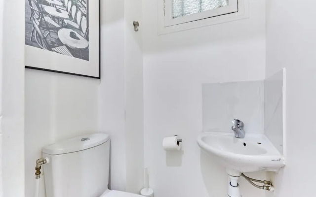 Apartment 2 Bedrooms Center of Paris