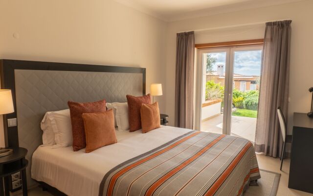 Vale da Ribeira Residences