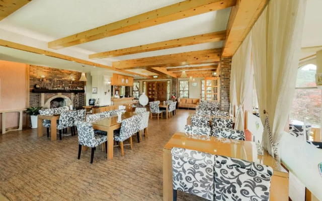 Egmont Mountain House