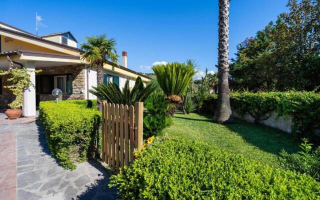 Romantic Apartment With Hot Tub