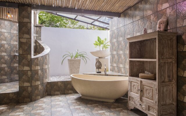 Citrus Tree Villas - Layla