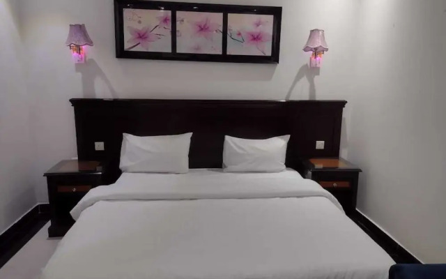 Deyala Hotel Suites