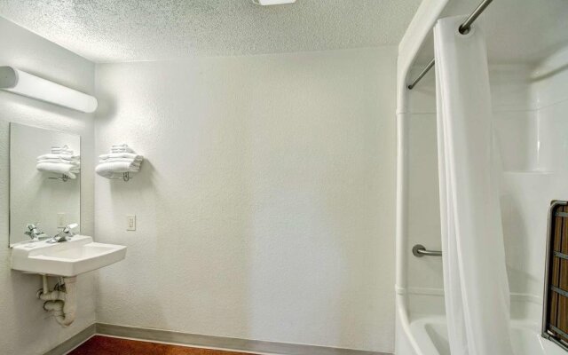 Knights Inn Burlington, NC