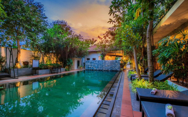 Indra Porak Residence Hotel