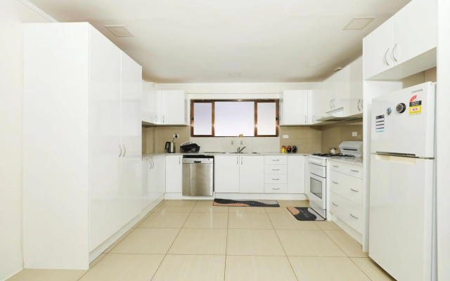 Gardenia Apartment-02