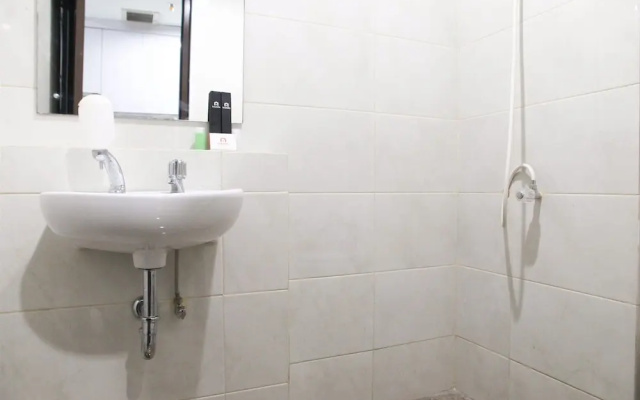 Comfortable Studio Apartment Grand Dhika City