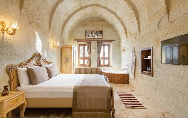 House 1938 Special Cave Hotel