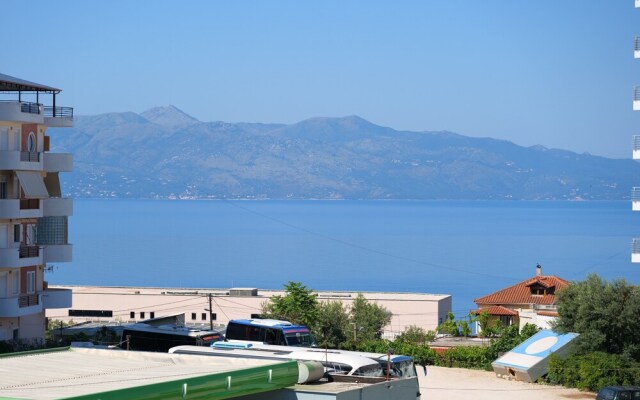 Privé City Hotel