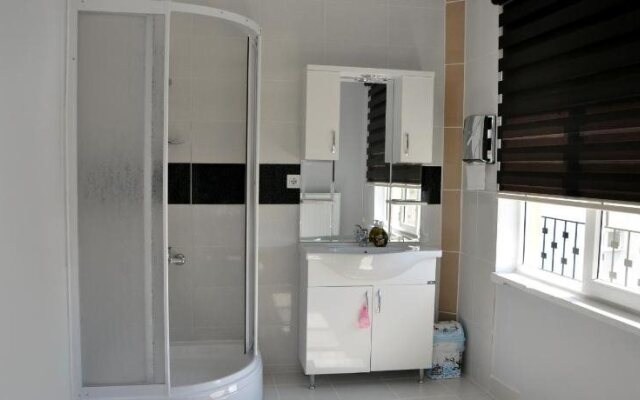 Adalı Hostel & Pansiyon