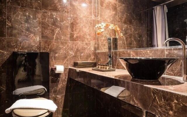 Outstanding studio in Kolonaki near the Metro