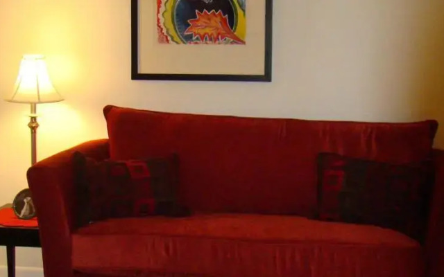 Wicker Park Guesthouse