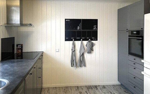 6 Person Holiday Home in Bengtsfors-by Traum