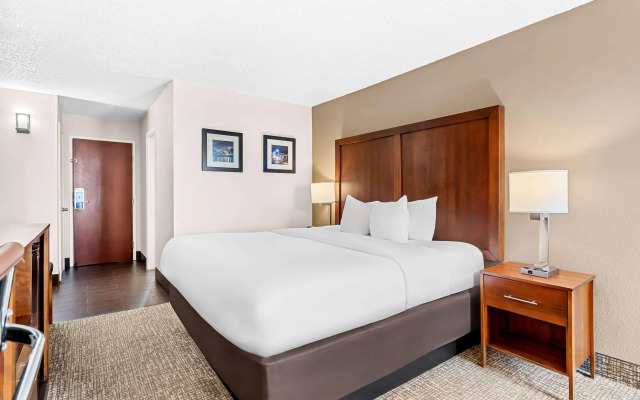 Comfort Inn University