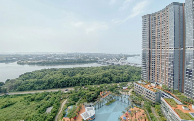 Well Furnished 1Br At Gold Coast Apartment