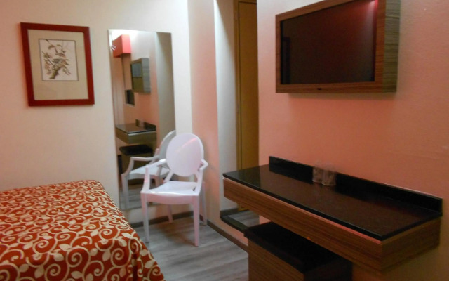 Hotel Dharma
