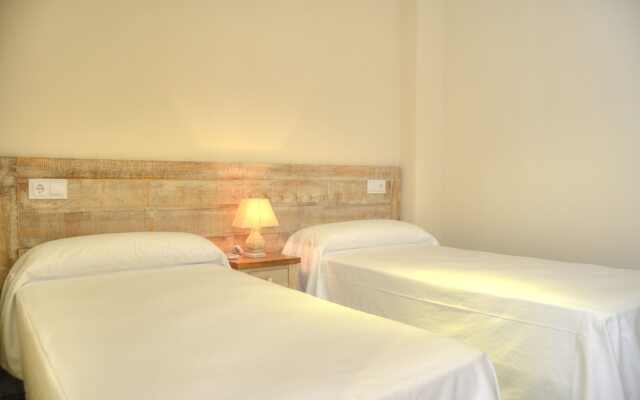 Eva Recommends Pureza VII