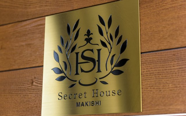 Secret House Makishi