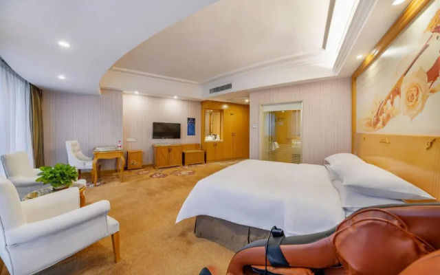 Vienna Hotel Dongguan Shatian Humen Port