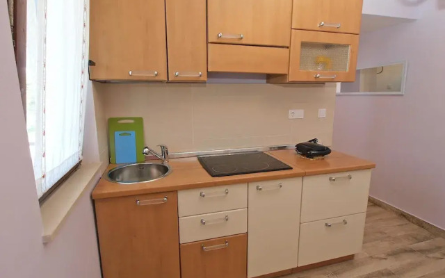 Apartment 1103