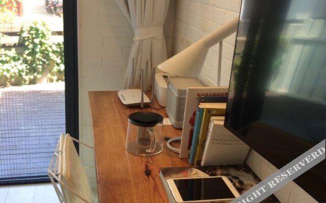 Qushe Light Luxury Hotel