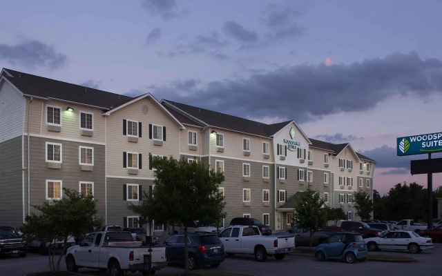 WoodSpring Suites Austin North I-35
