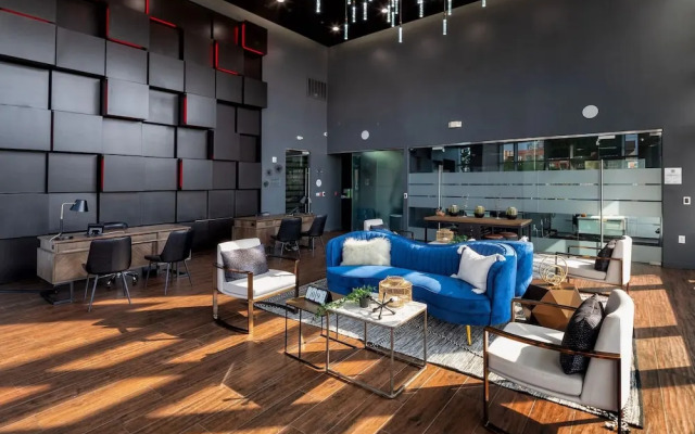 Landing Dallas Old East