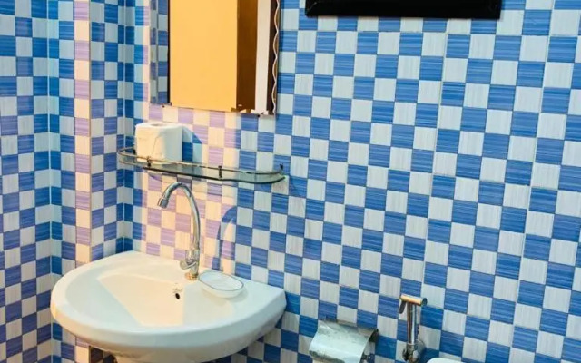 LeCosy House