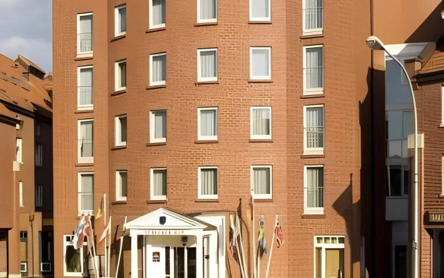 hotelImage