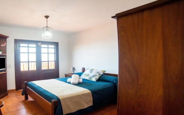 Nature Meets Luxury in Nice Apartment near Tenerife Coastline