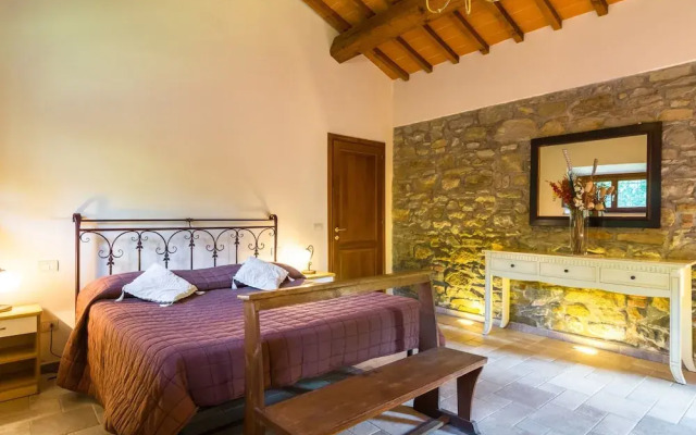 Beautiful Cottage in Dicomano With Swimming Pool
