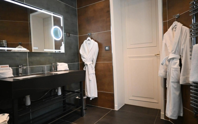 LOGIS Hôtel Borel