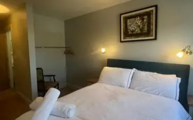 Annie May's B&B