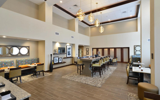 Hampton Inn & Suites Chippewa Falls