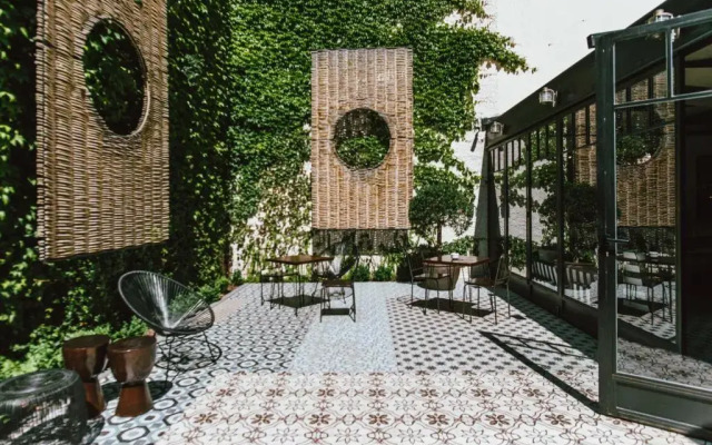 Hotel Praktik Vinoteca