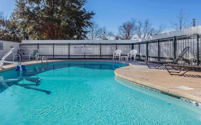 Rodeway Inn Augusta South