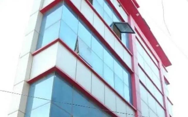 OYO 92738 J Palace