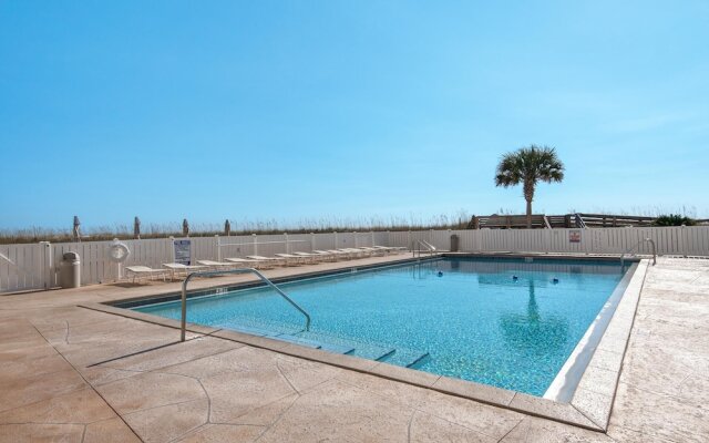 Regency Towers 405 West