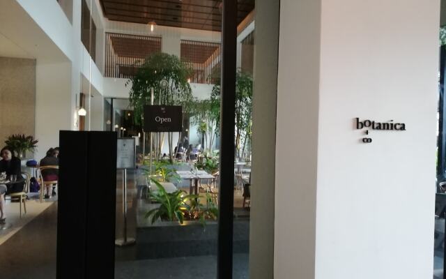 The Establishment Suite by De Space