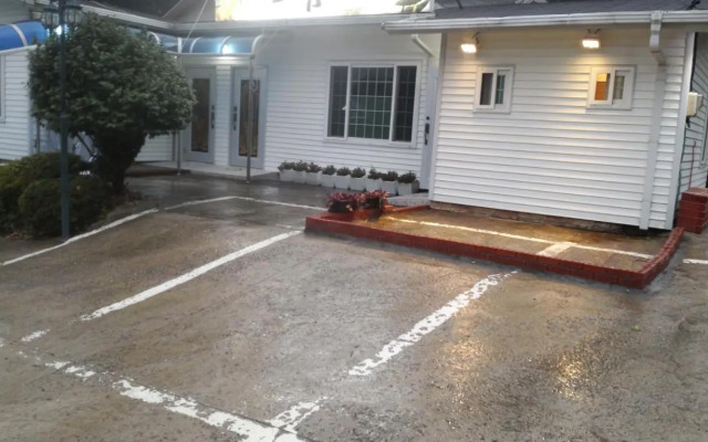 Geoje Ton Ton Guesthouse