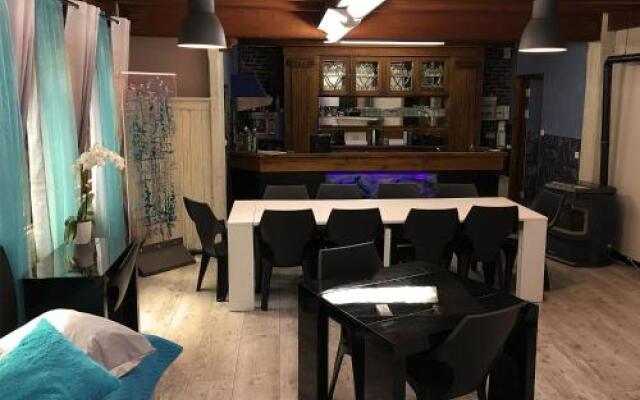 A La Maison De Marie