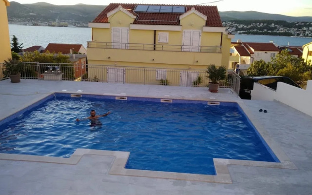 Apartments Villa Moonlight